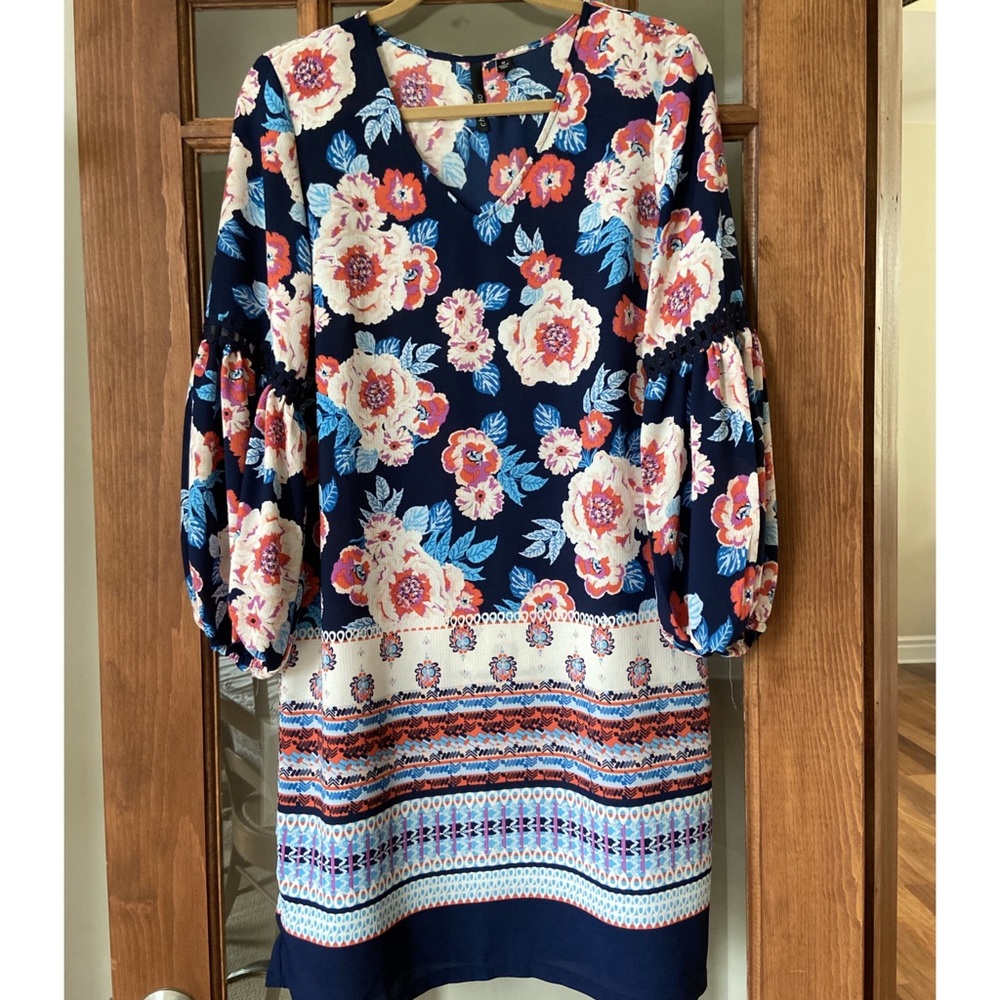 Medium Navy Patterned 3 Quarter Sleeve Dress